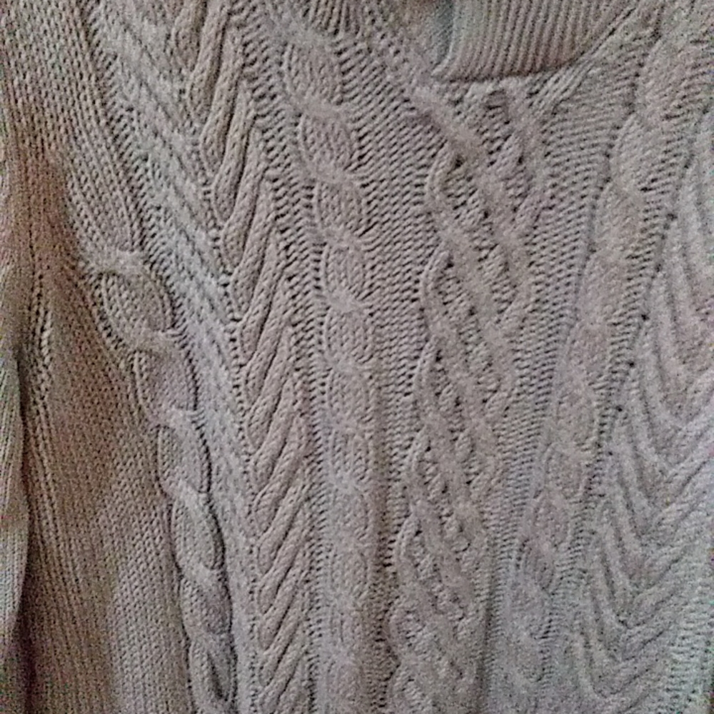 Sweater - Picture 2 of 4